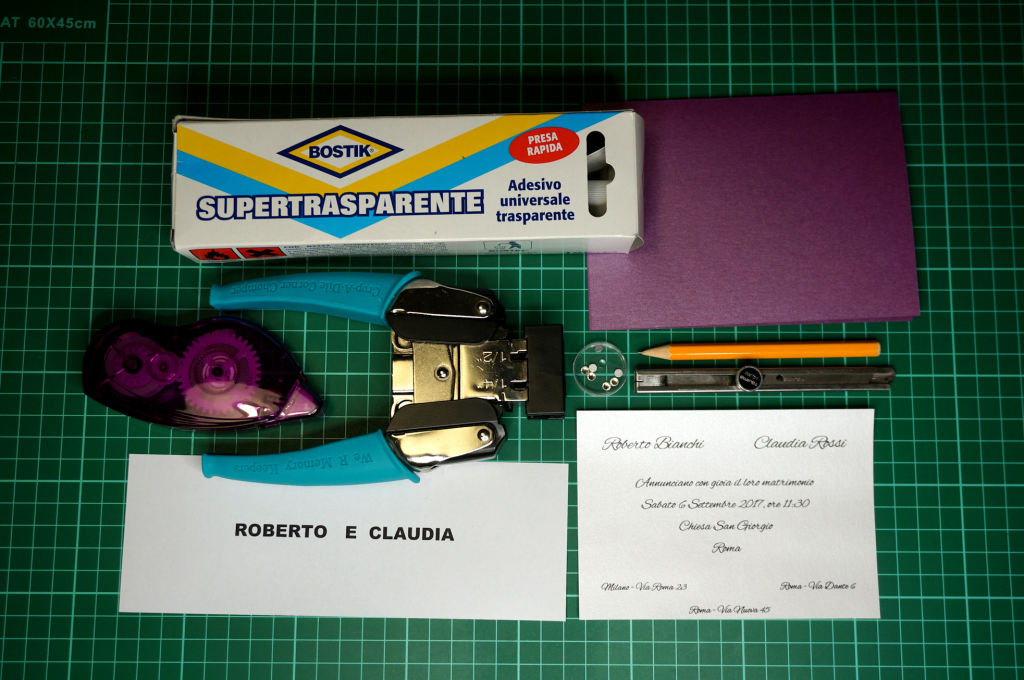 Materiali nomi intagliati